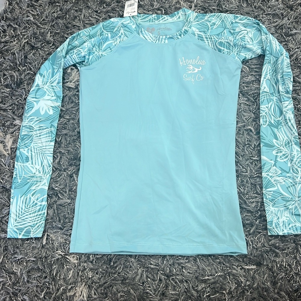 Girls Honolua Surf Rash guard size S (8)
